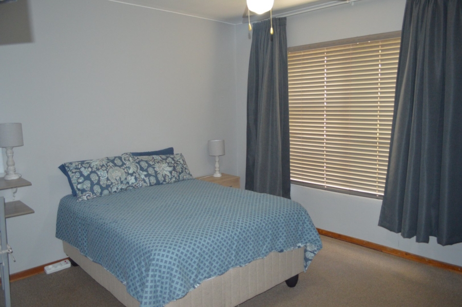 2 Bedroom Property for Sale in Wilkoppies North West